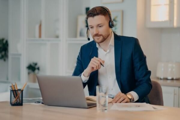 ابدأ تقديم الاستشارات عبر الإنترنت